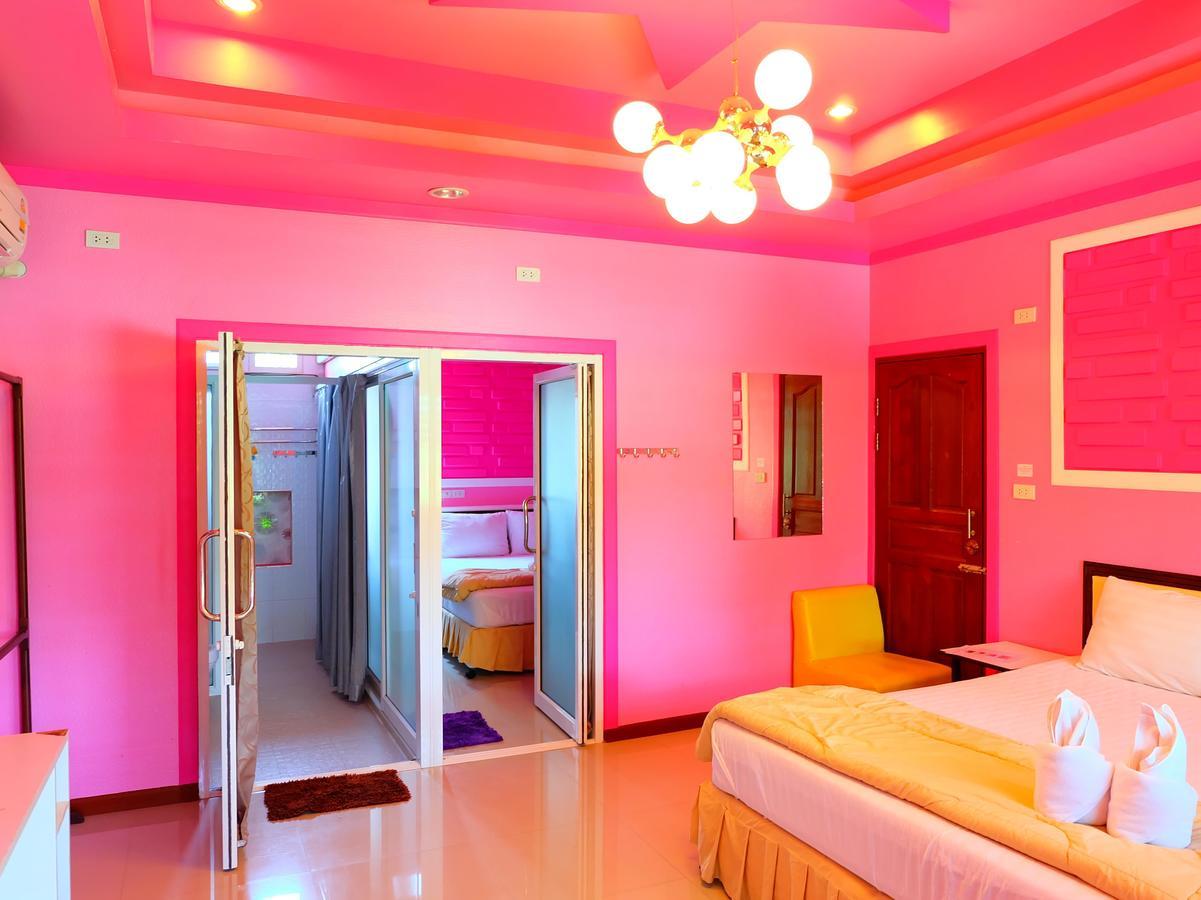 Rak Kun Resort 2 Nakhon Sawan Exteriör bild