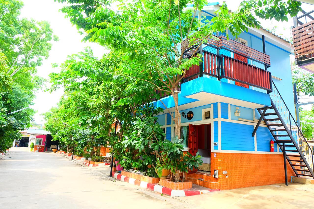 Rak Kun Resort 2 Nakhon Sawan Exteriör bild
