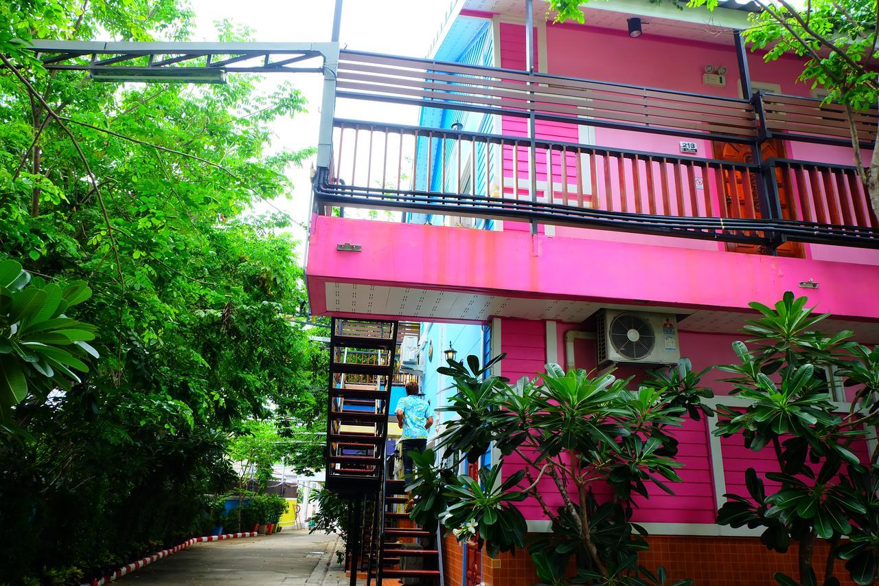 Rak Kun Resort 2 Nakhon Sawan Exteriör bild