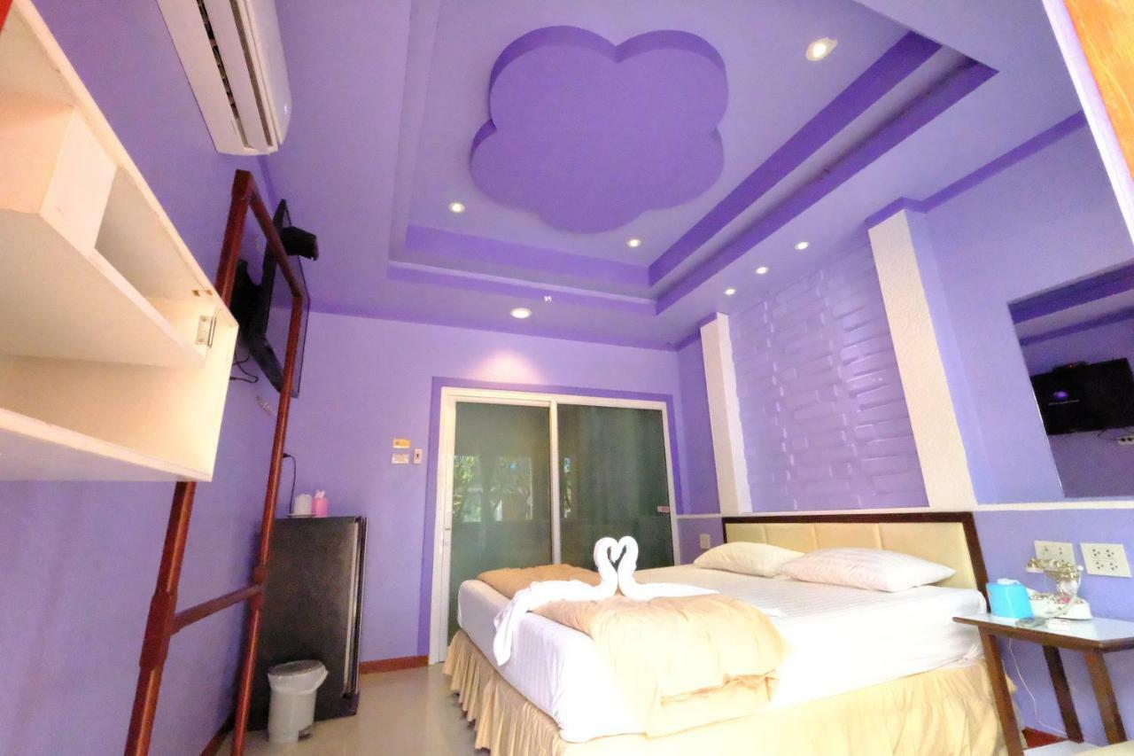 Rak Kun Resort 2 Nakhon Sawan Exteriör bild