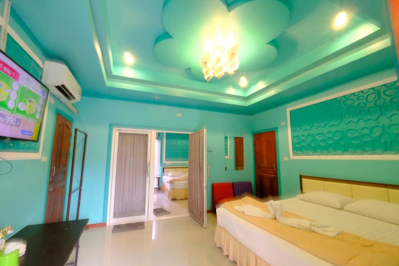 Rak Kun Resort 2 Nakhon Sawan Exteriör bild